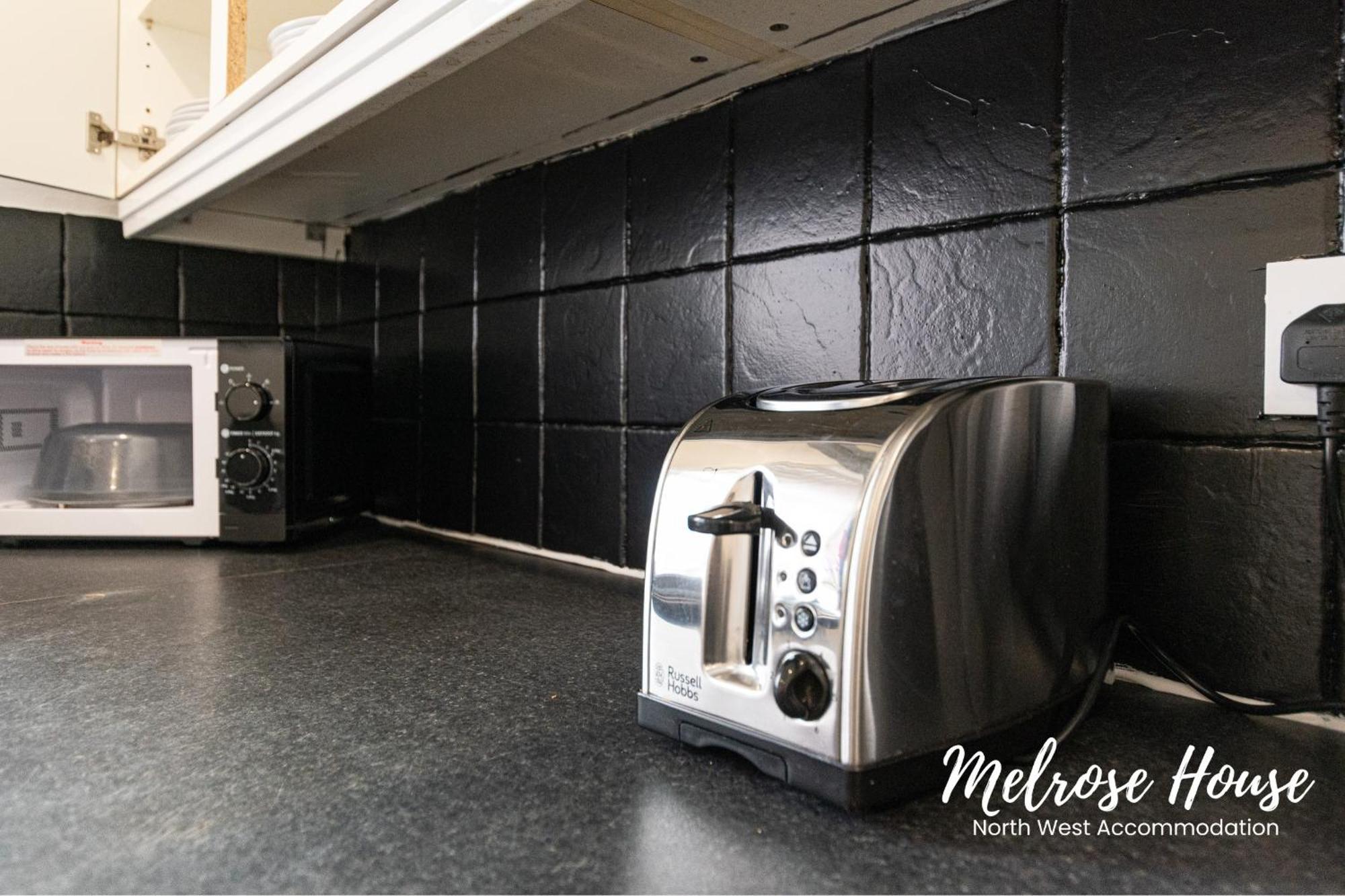 Manchester Work Stays 2Br Home With Parking & Wifi Esterno foto