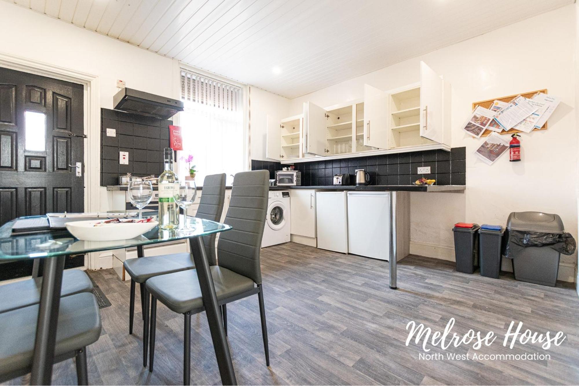 Manchester Work Stays 2Br Home With Parking & Wifi Esterno foto