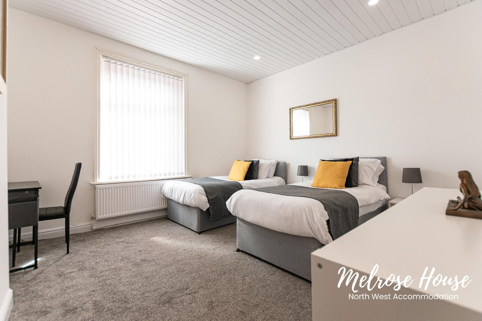 Manchester Work Stays 2Br Home With Parking & Wifi Esterno foto