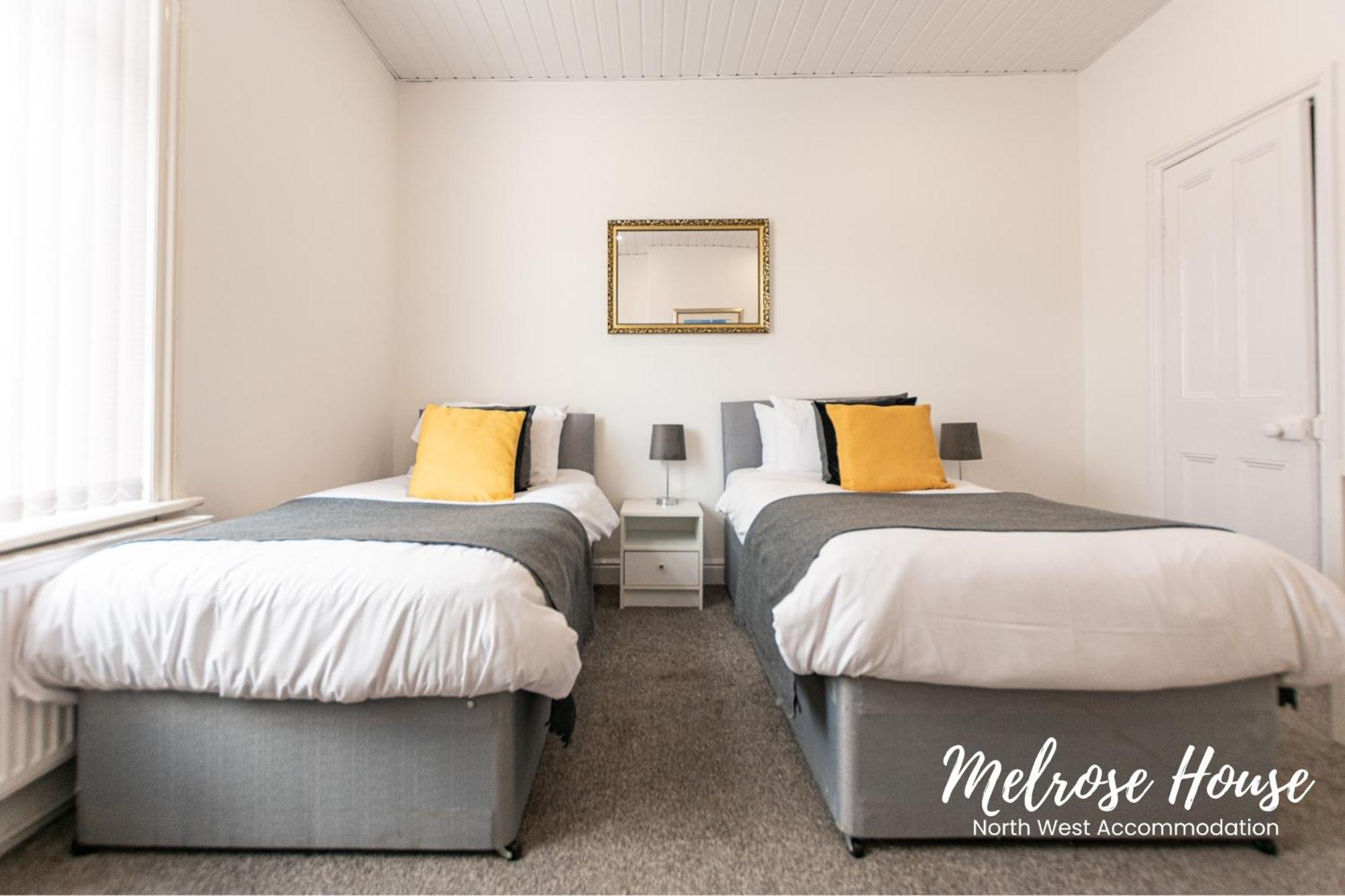 Manchester Work Stays 2Br Home With Parking & Wifi Esterno foto