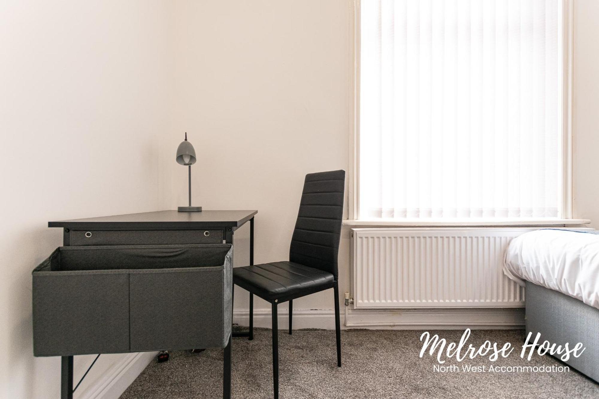 Manchester Work Stays 2Br Home With Parking & Wifi Esterno foto