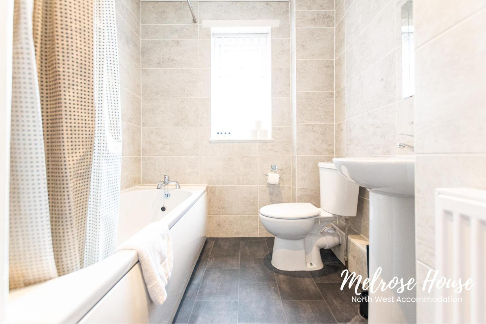 Manchester Work Stays 2Br Home With Parking & Wifi Esterno foto